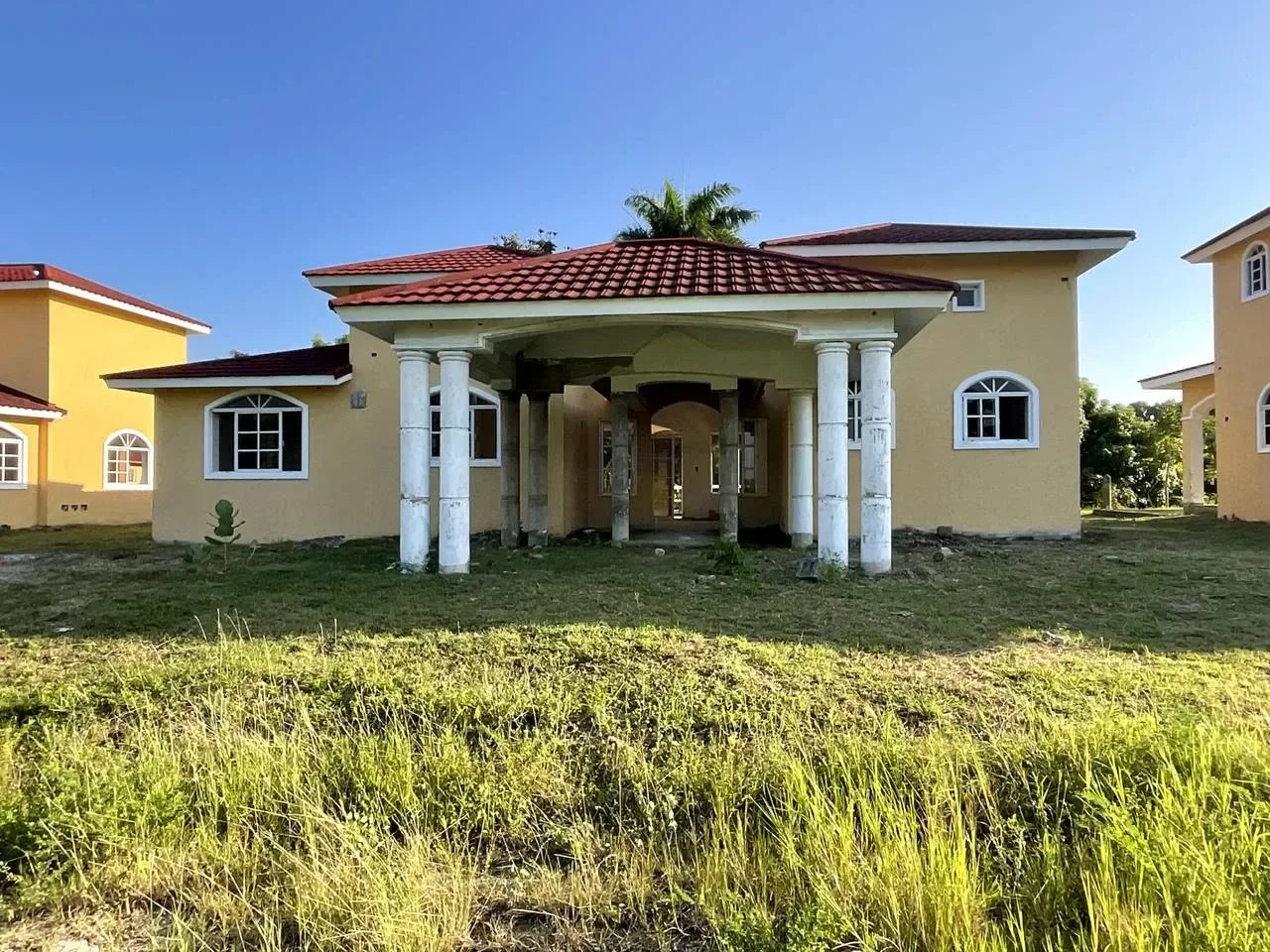 Maimón: casa 3 hab. · 200 m² en venta - 5