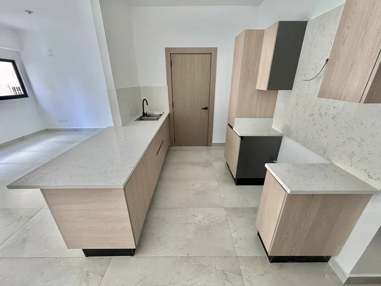 Apartamento de 1 habitaciones en venta en Evaristo Morales, Distrito Nacional - 5