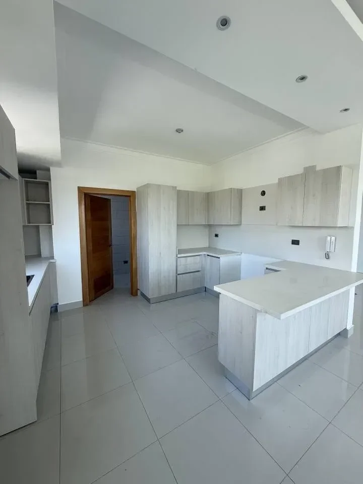 Venta: apartamento en Los Cacicazgos, Distrito Nacional - 4