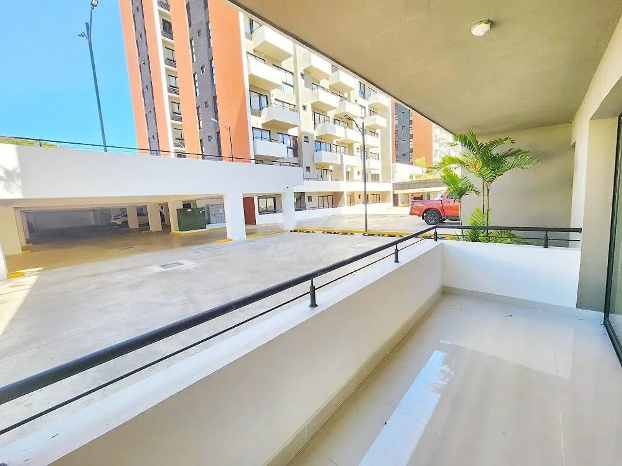 Apartamento en venta — Av. Hispanoamericana, Santiago de los Caballeros (3 hab.) - 5
