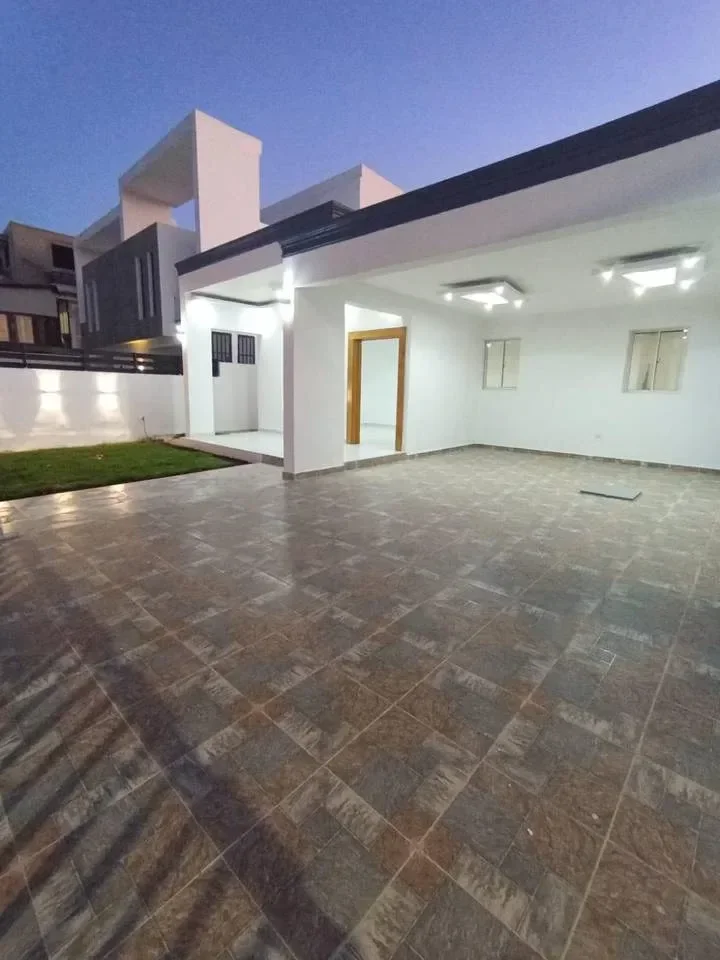 Casa de 3 habitaciones en venta en Llanos de Gurabo, Santiago de los Caballeros