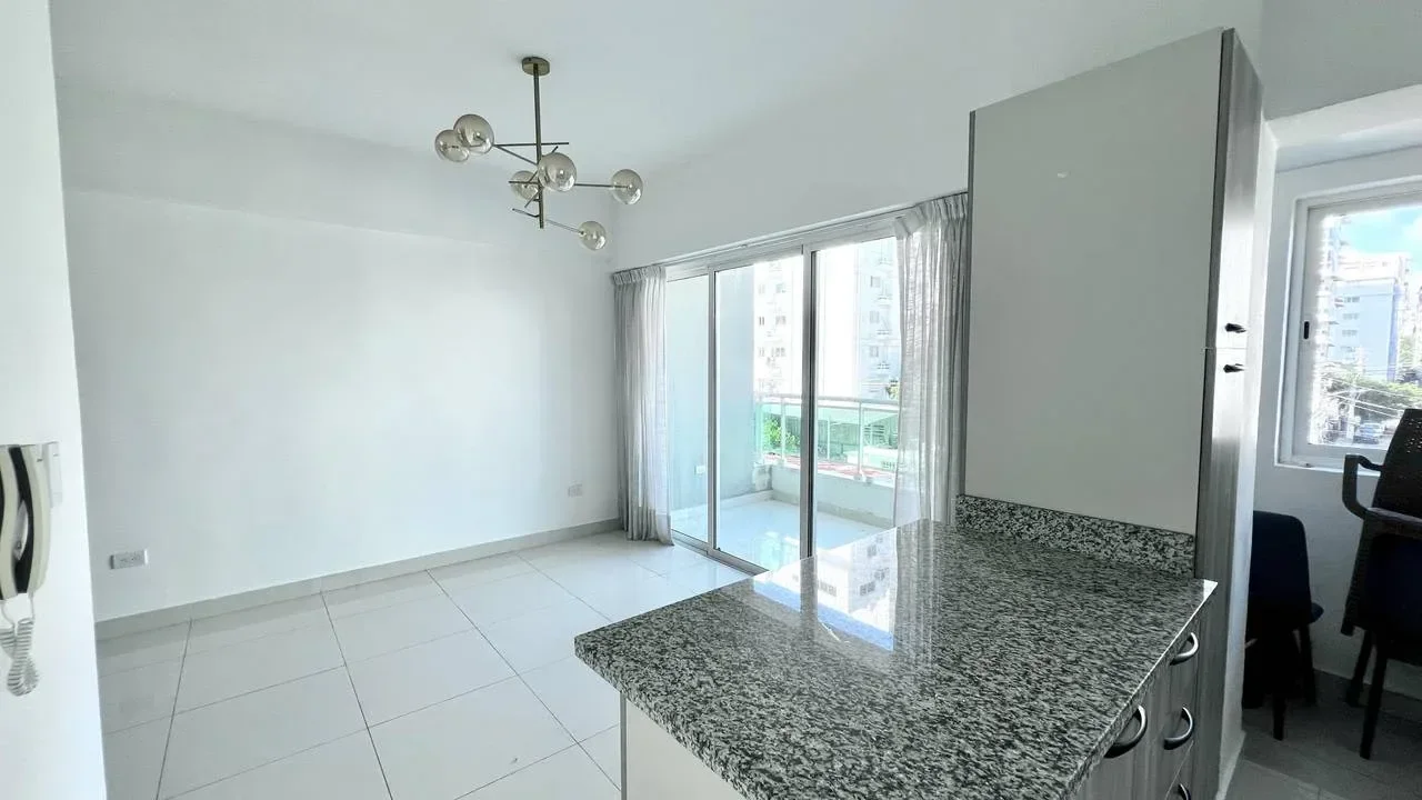 Venta: apartamento en Evaristo Morales, Distrito Nacional - 4