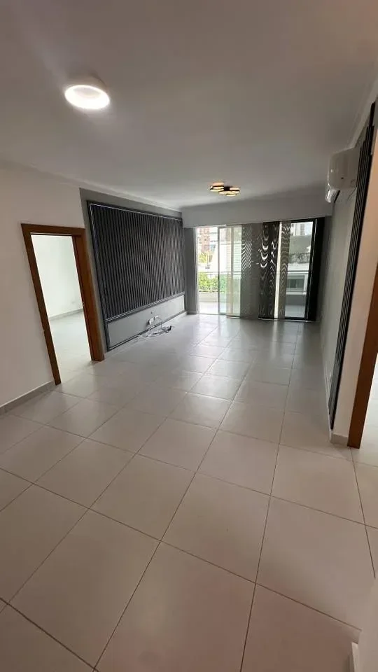 Apartamento de 3 habitaciones en alquiler en Bella Vista, Santo Domingo D.N. - 2