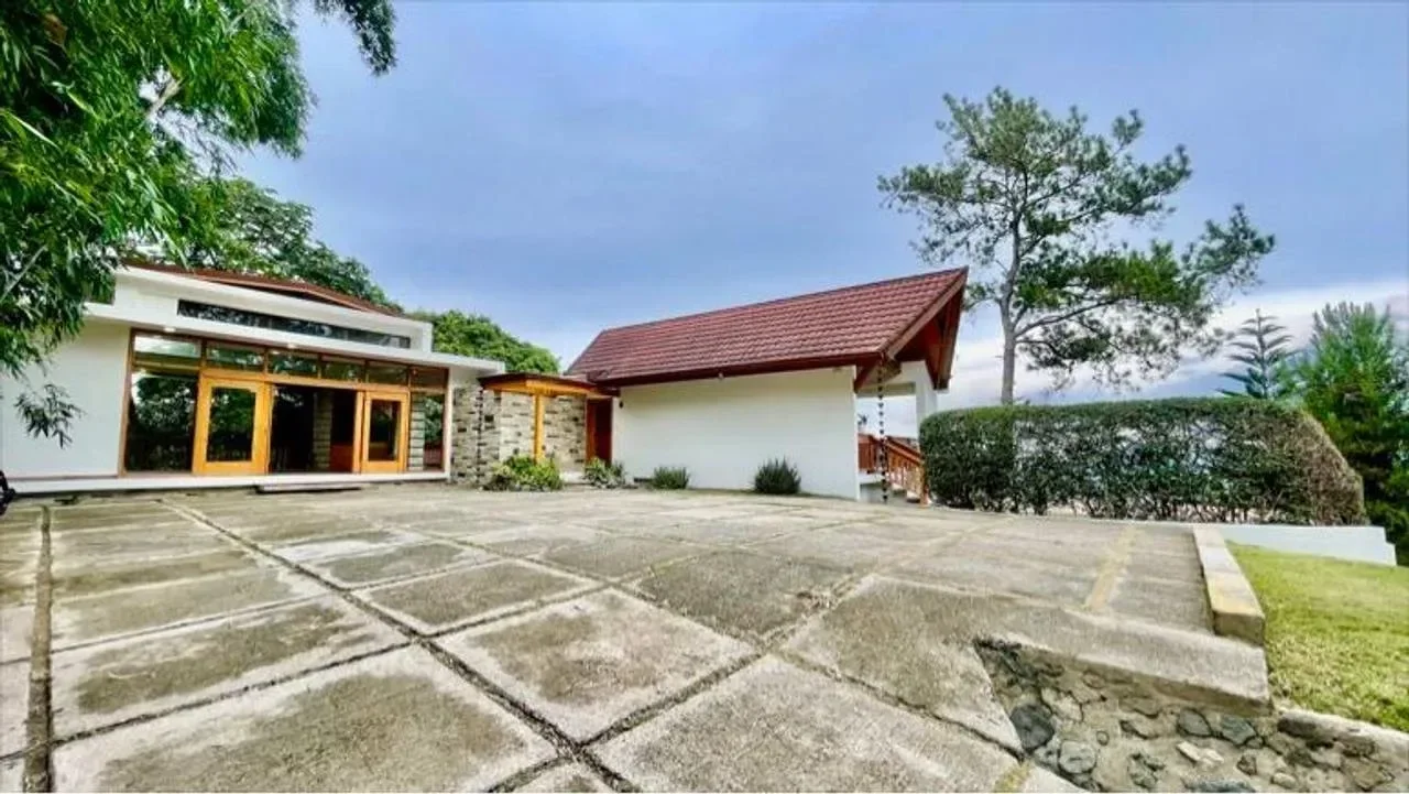 Casa en venta — Jarabacoa, Jarabacoa (5 hab.) - 3