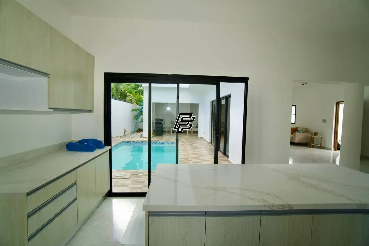 La Ballena: villa 3 hab. · 180 m² en venta - 5