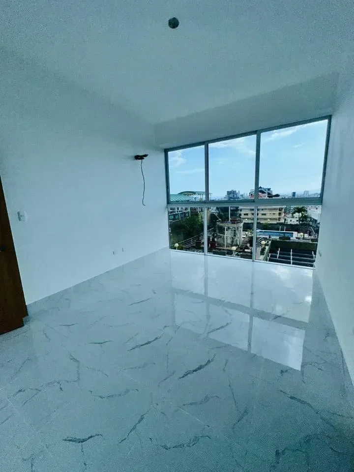 Apartamento en venta — Bella Vista, Distrito Nacional (2 hab.) - 4