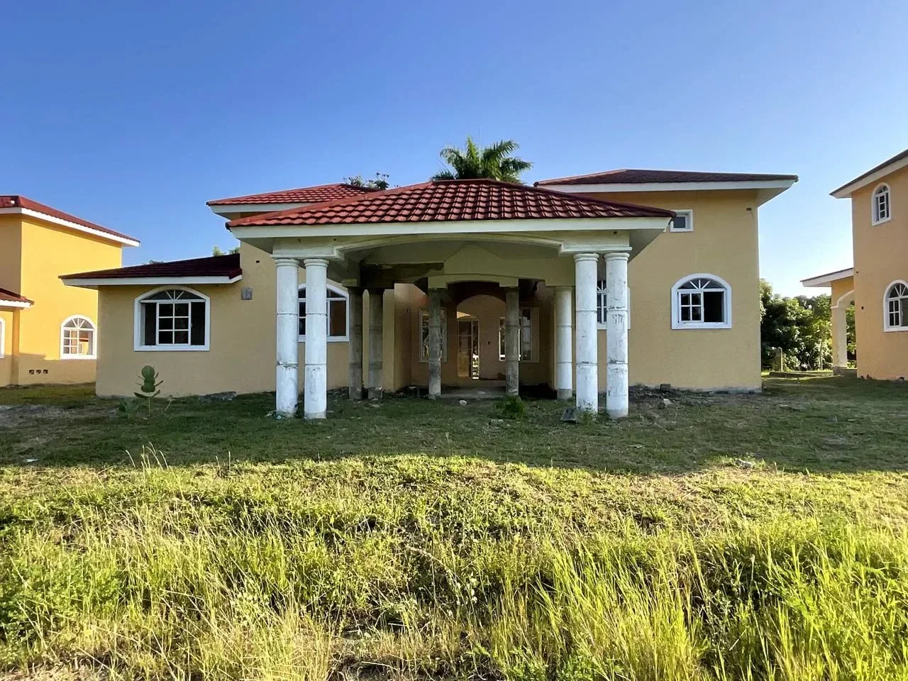 Maimón: casa 3 hab. · 200 m² en venta - 2