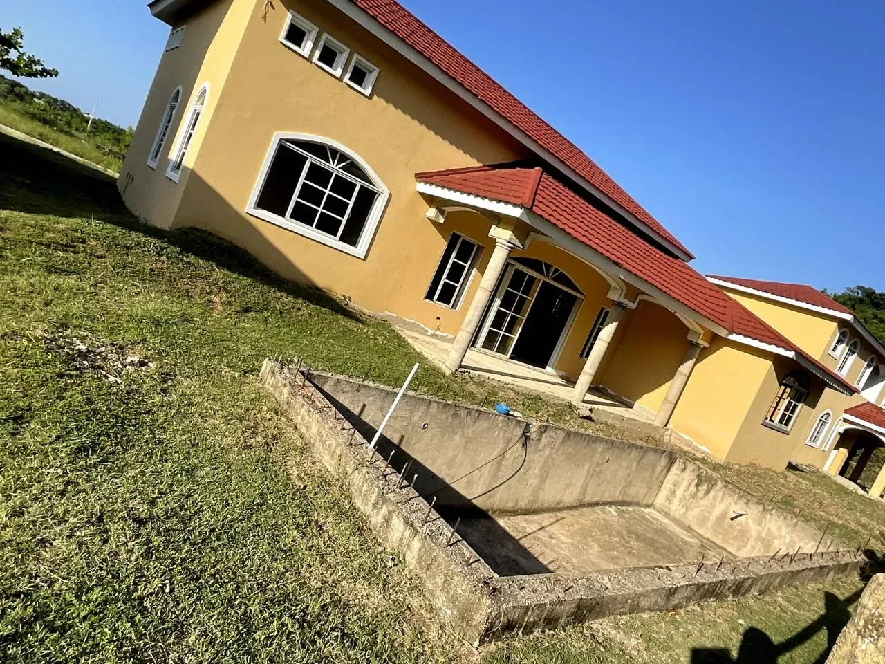 Maimón: casa 3 hab. · 200 m² en venta - 4