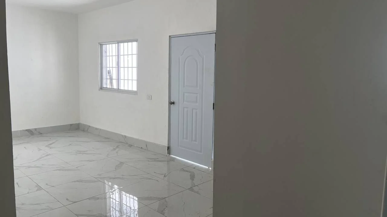 Location: local commercial à Zona Universitaria, Santo Domingo D.N. - 4