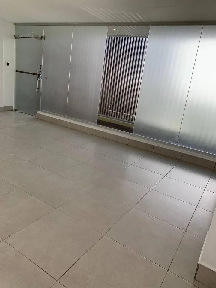 Local commercial à Los Prados, 33.18 m² à louer - 4
