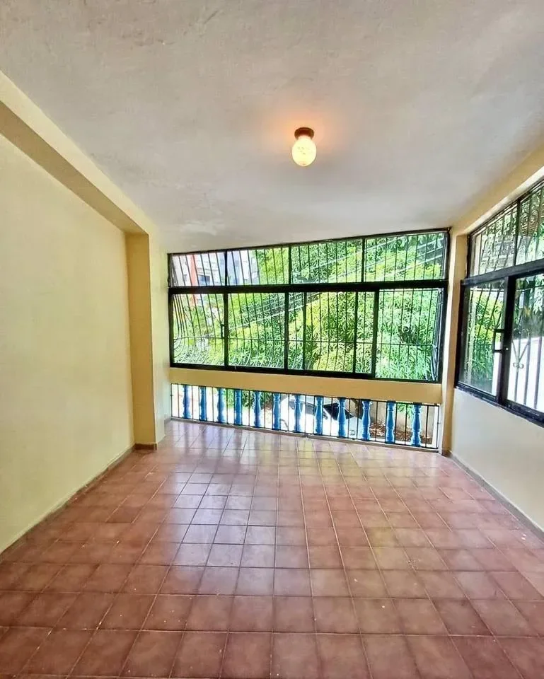 Casa en venta — Los Cacicazgos, Distrito Nacional (6 hab.)