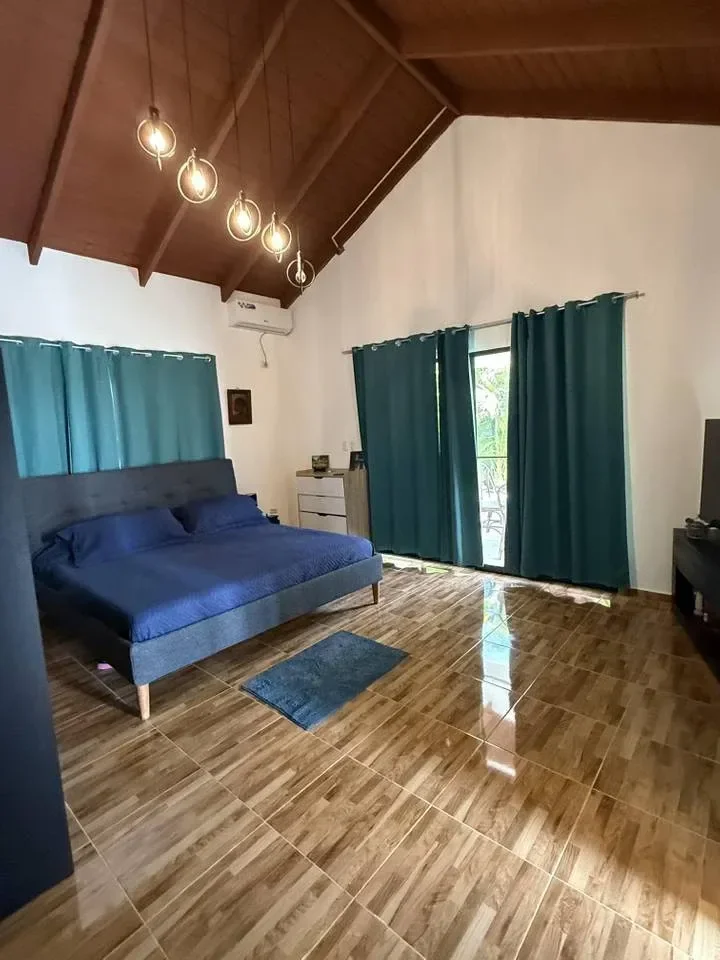 Casa en venta — La Novilla, Rio San Juan (3 hab.) - 4