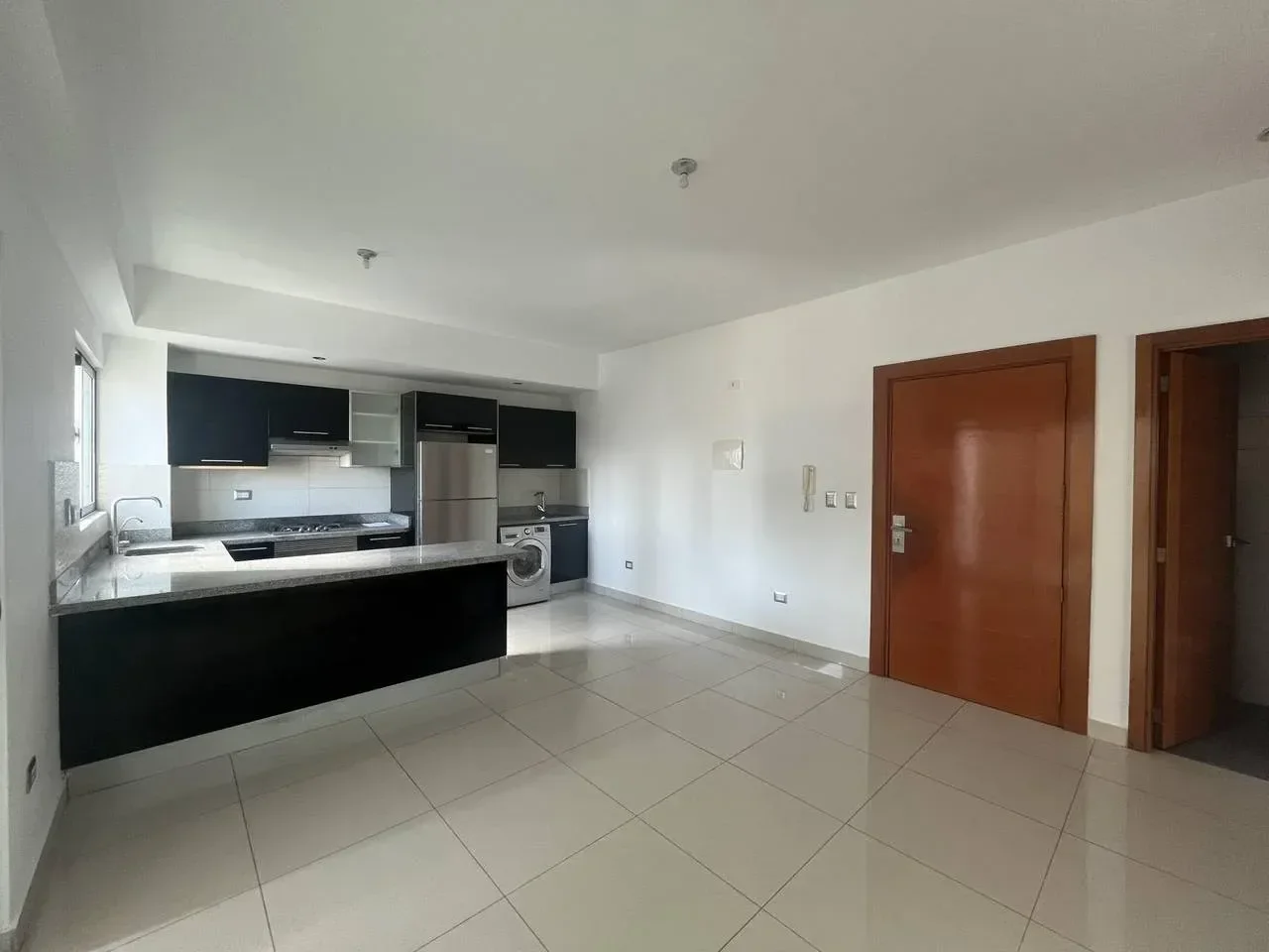 Apartamento en venta — Piantini, Distrito Nacional (1 hab.) - 3