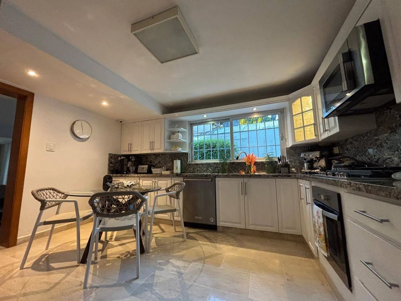 Maison de 4 chambres à vendre à Cuesta Brava, Santo Domingo D.N. - 3