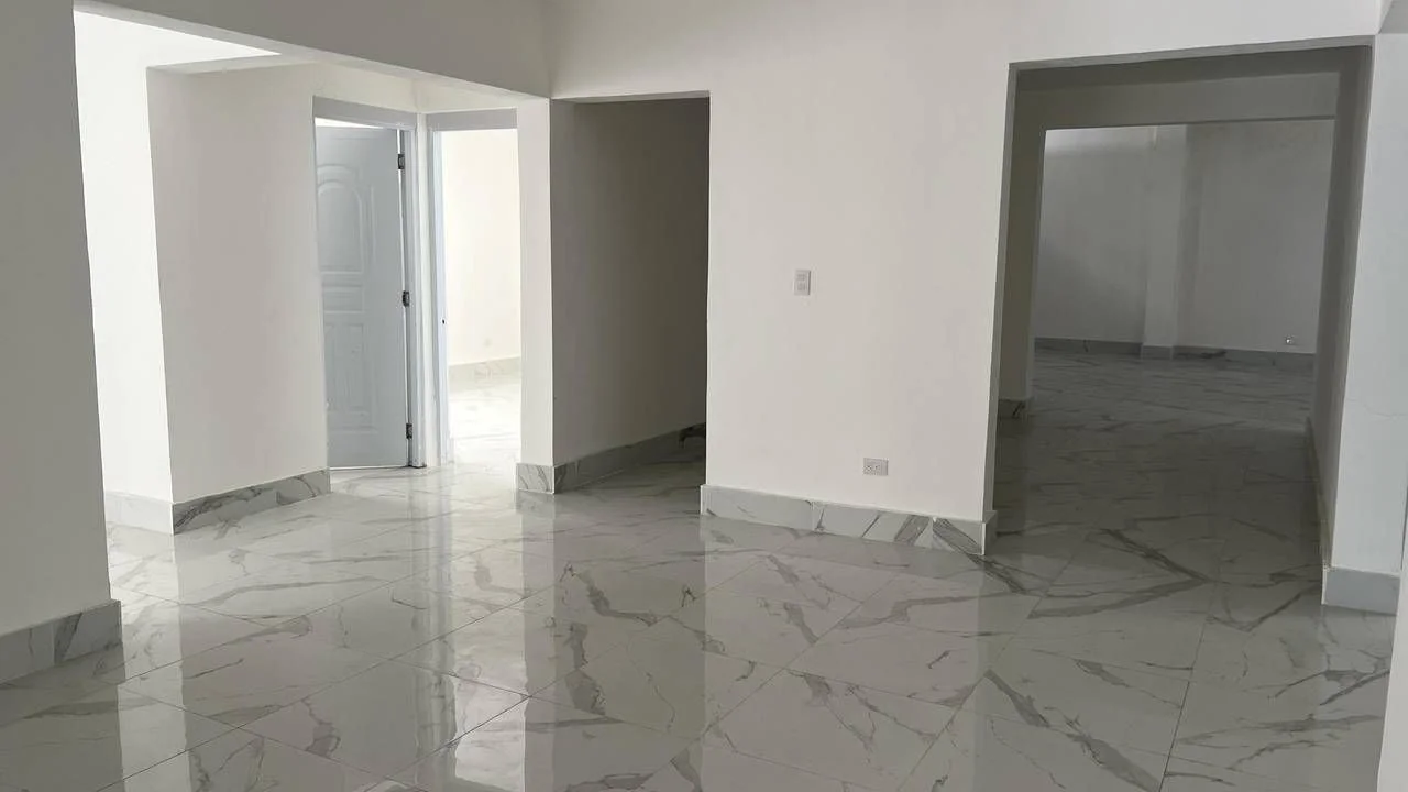 Location: local commercial à Zona Universitaria, Santo Domingo D.N. - 2