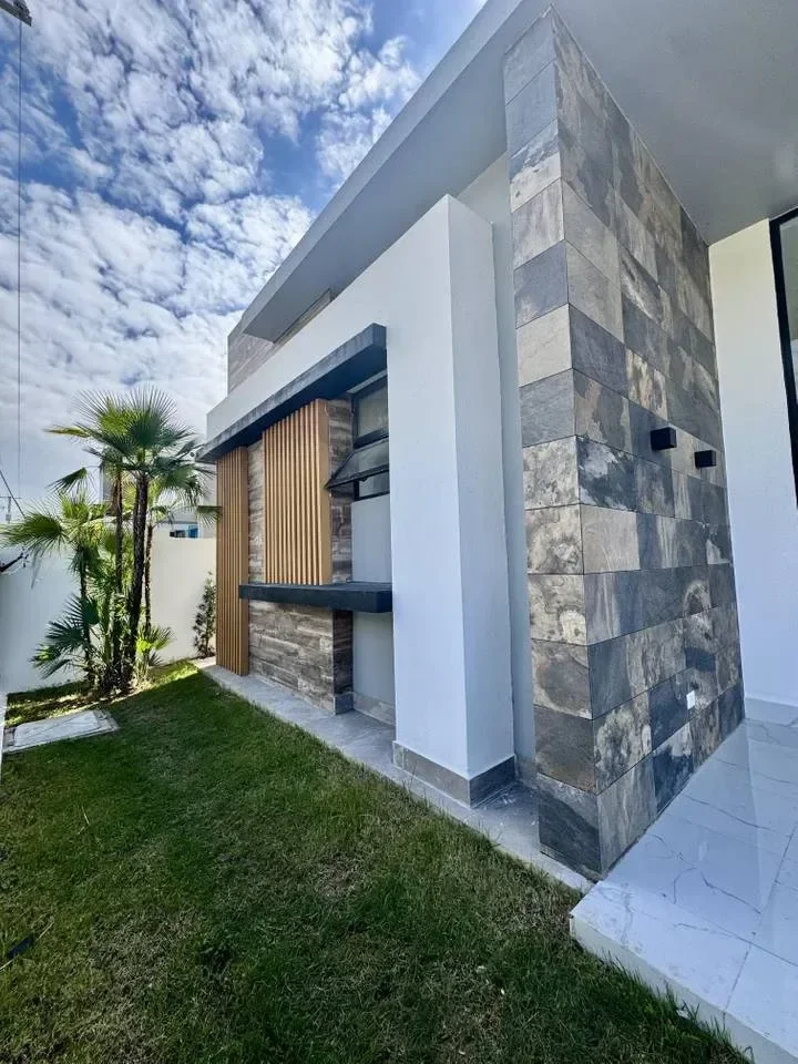 Casa en Llanos de Gurabo, 230 m² en venta - 2