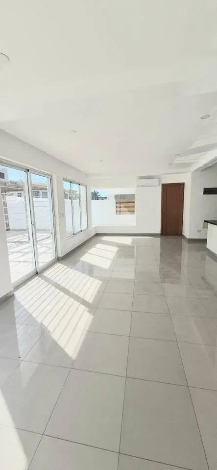 Villa en Caleta, 200 m² en venta - 4