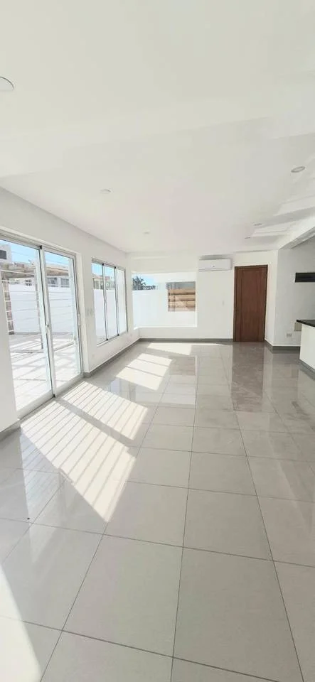 Villa en Caleta, 200 m² en venta - 4
