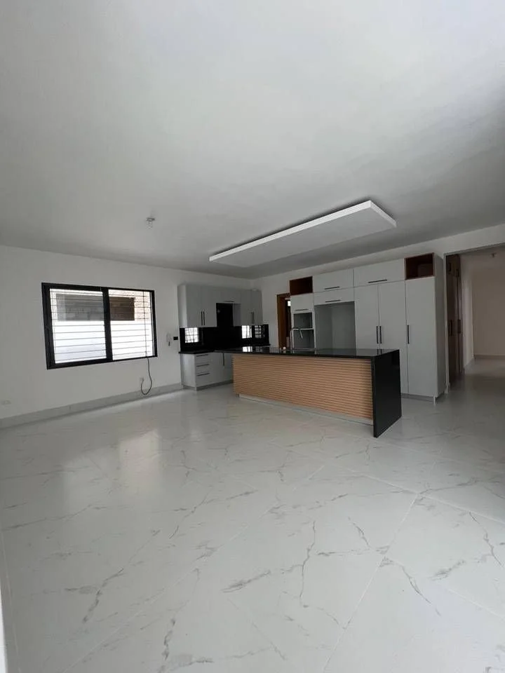 Villa María: casa 4 hab. · 175 m² en venta - 4
