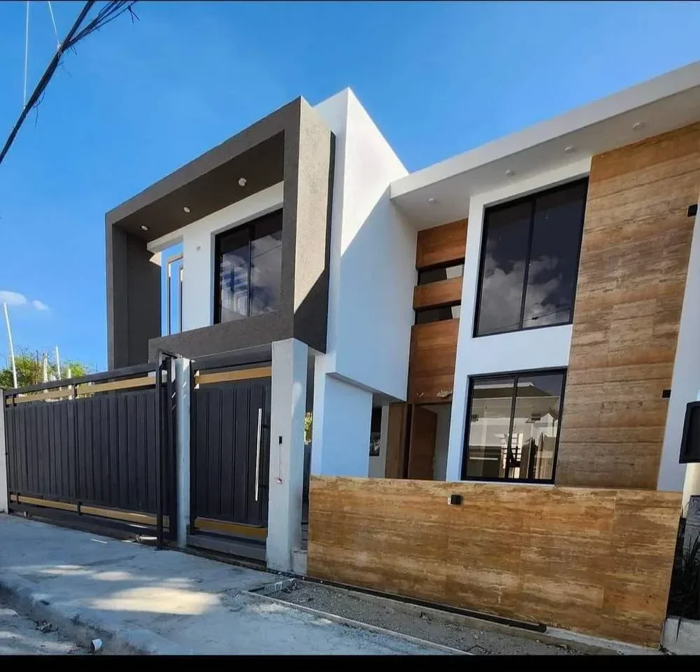 Venta: casa en Las Carmelitas, Santiago de los Caballeros