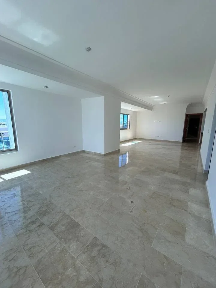 Apartamento en Urbanización Real, 245 m² en venta