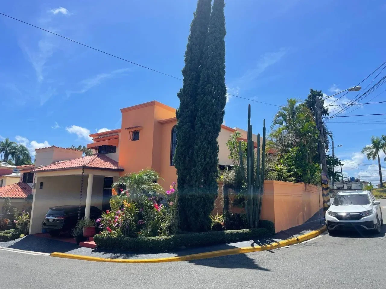 Casa en Altos de Arroyo Hondo II, 350 m² en venta