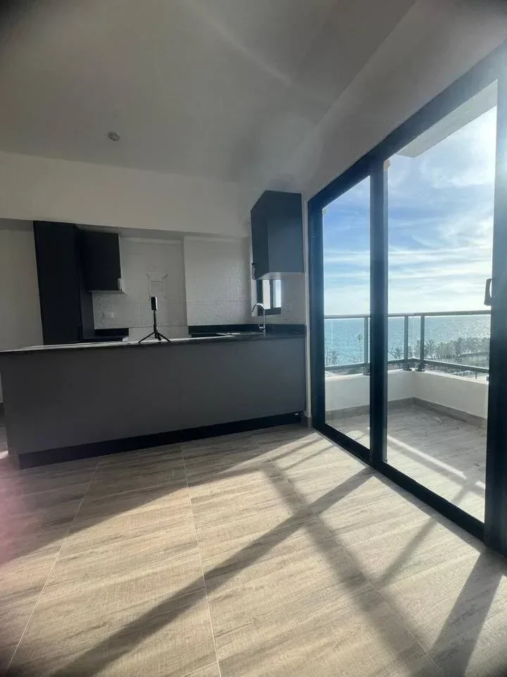 Av. España: apartamento 3 hab. · 93 m² en alquiler - 1