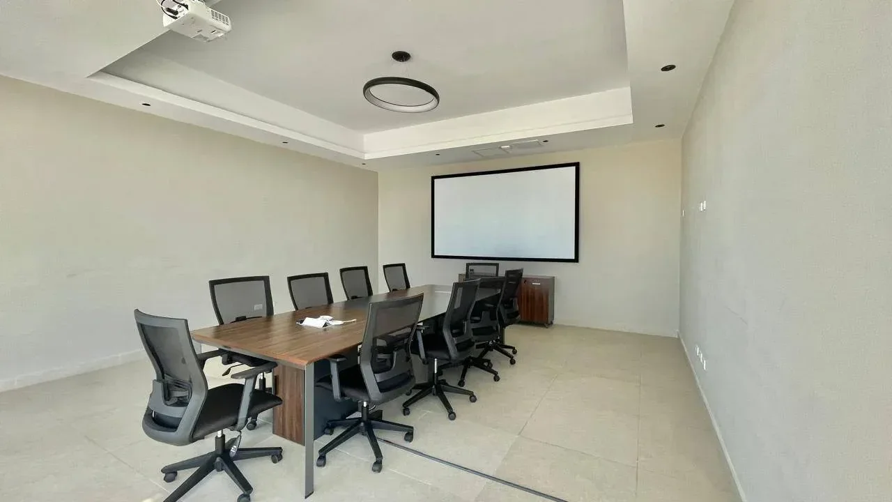 Rental: commercial space in Bella Vista, Santo Domingo D.N. - 3