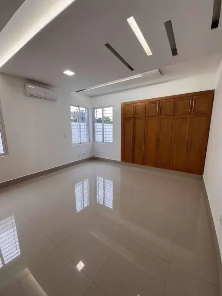 Maison à vendre — Carretera Gurabo Luperón, Santiago de los Caballeros (3 ch.) - 5