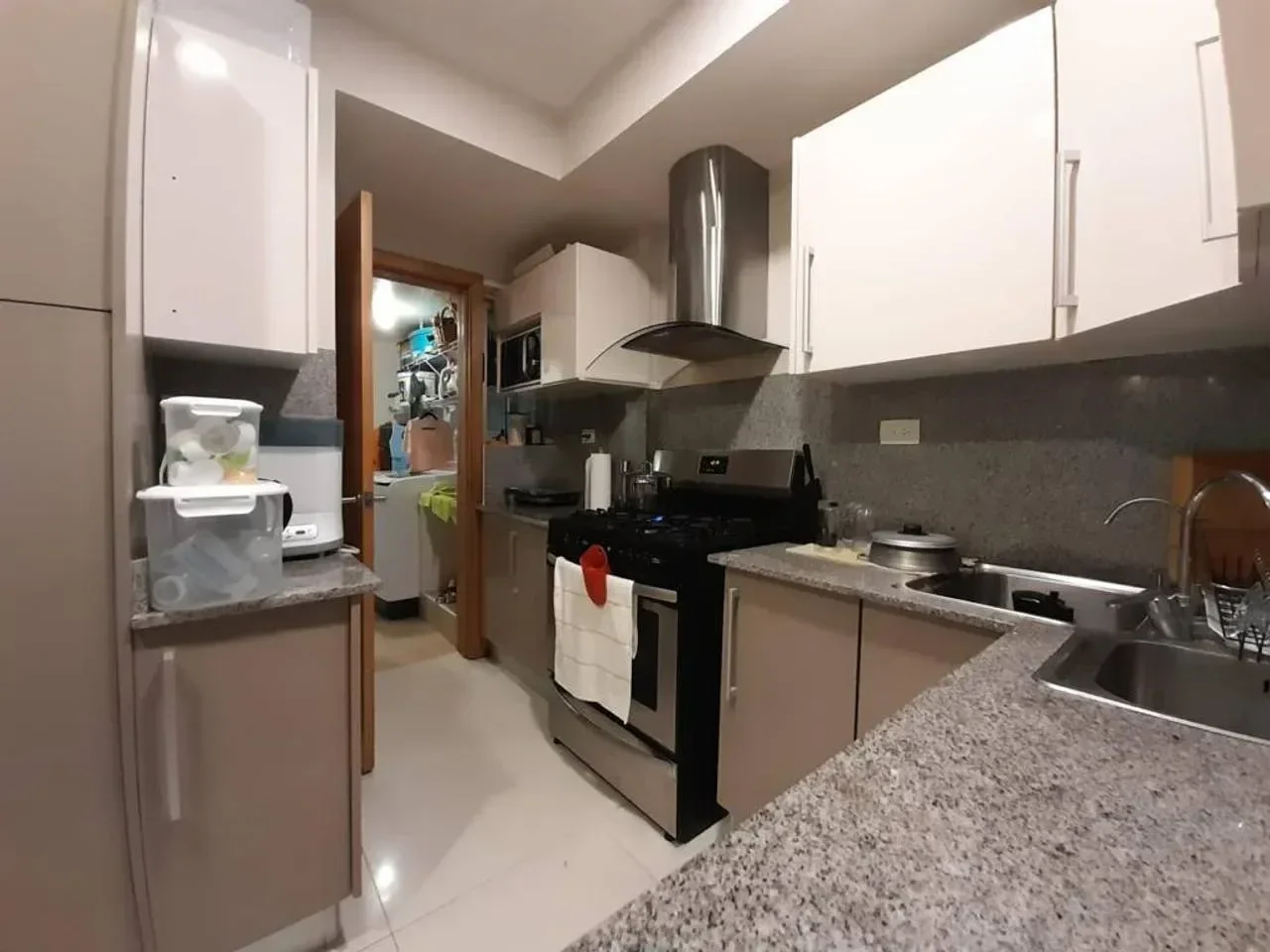 Apartamento en alquiler — Bella Vista, Distrito Nacional (2 hab.) - 2
