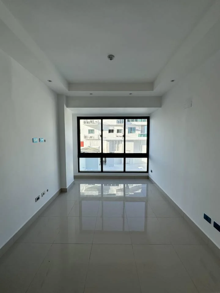 2 Apartments for Rent (Option to Buy) 1 Bedroom - Renaissance - 1