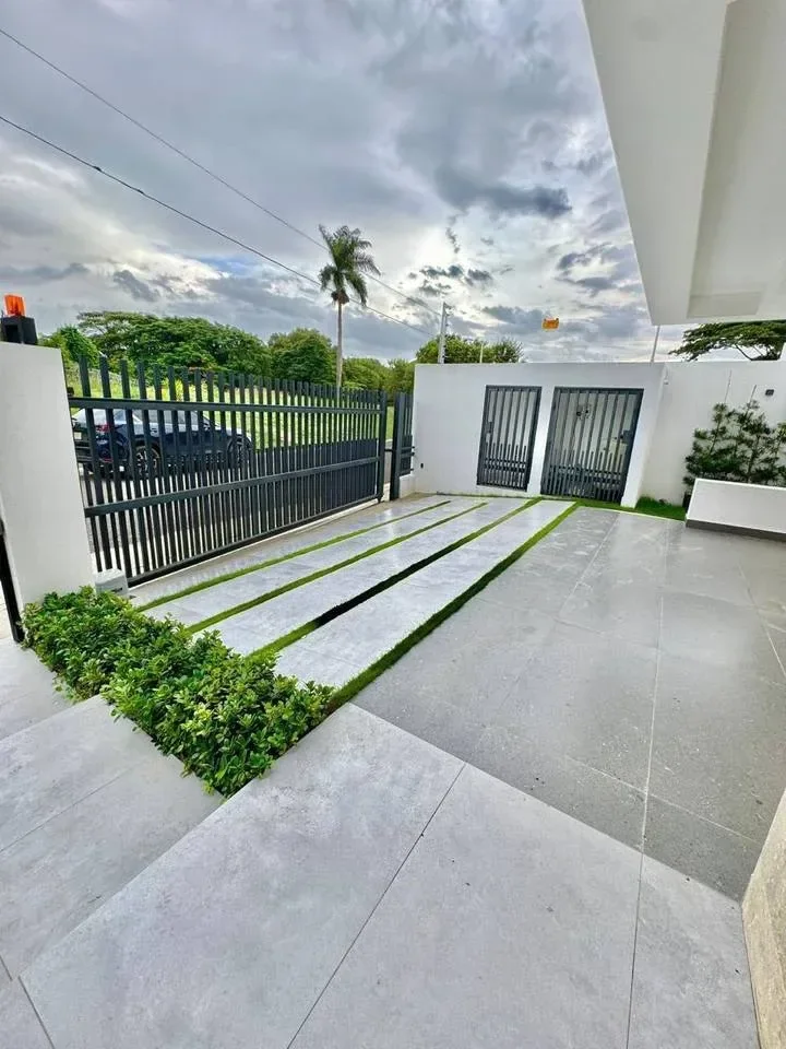 Casa en venta — Santiago, Santiago de los Caballeros (4 hab.) - 3