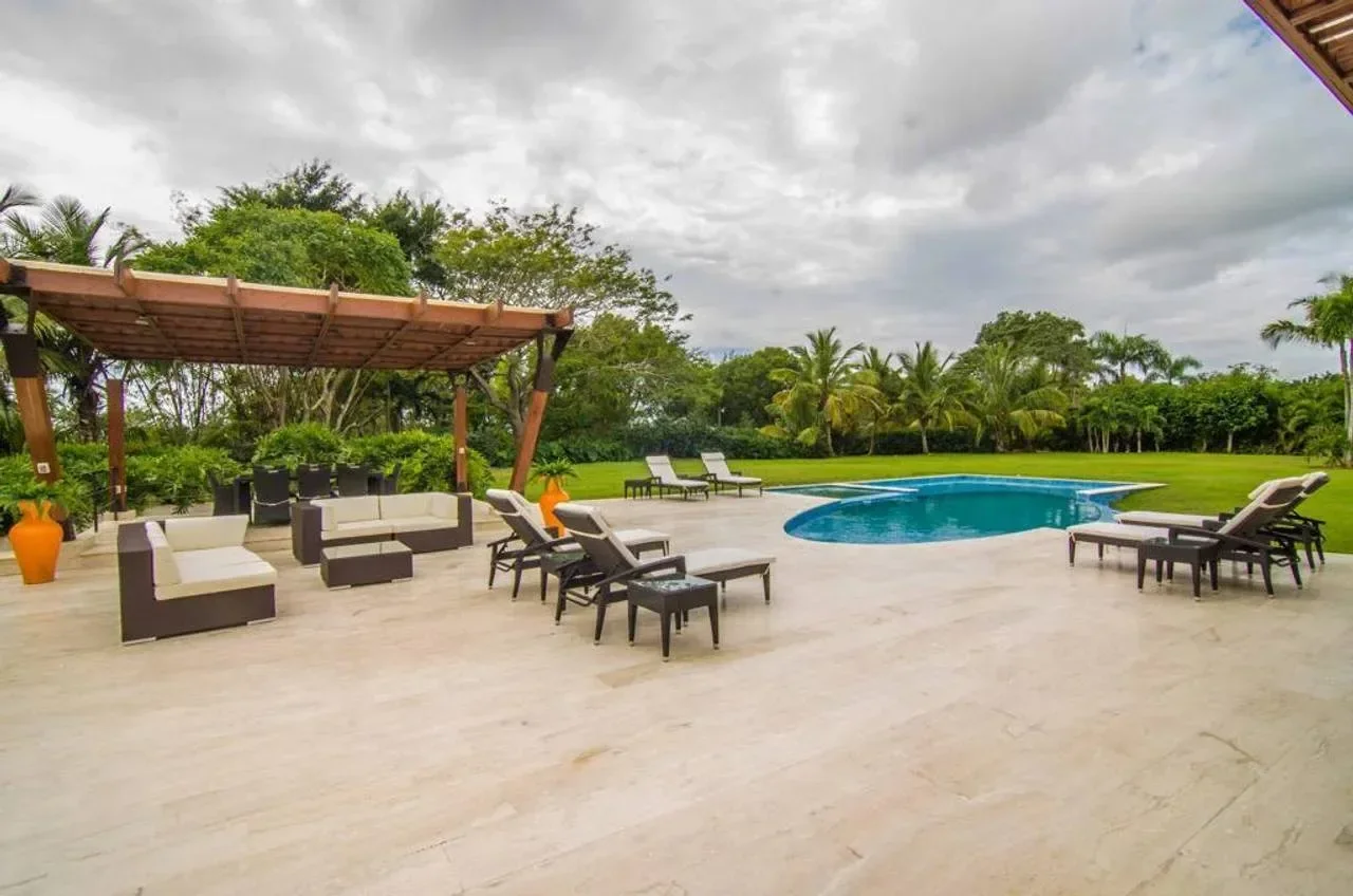 Villa en venta — Casa de Campo, La Romana (6 hab.) - 3