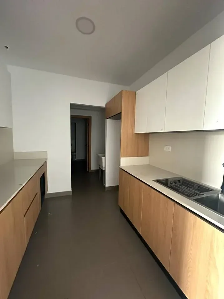 Bella Vista: apartamento 3 hab. · 120 m² en alquiler - 2