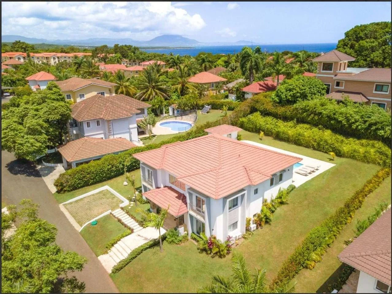 Villa en venta — Sosua Abajo, Sosua (4 hab.)