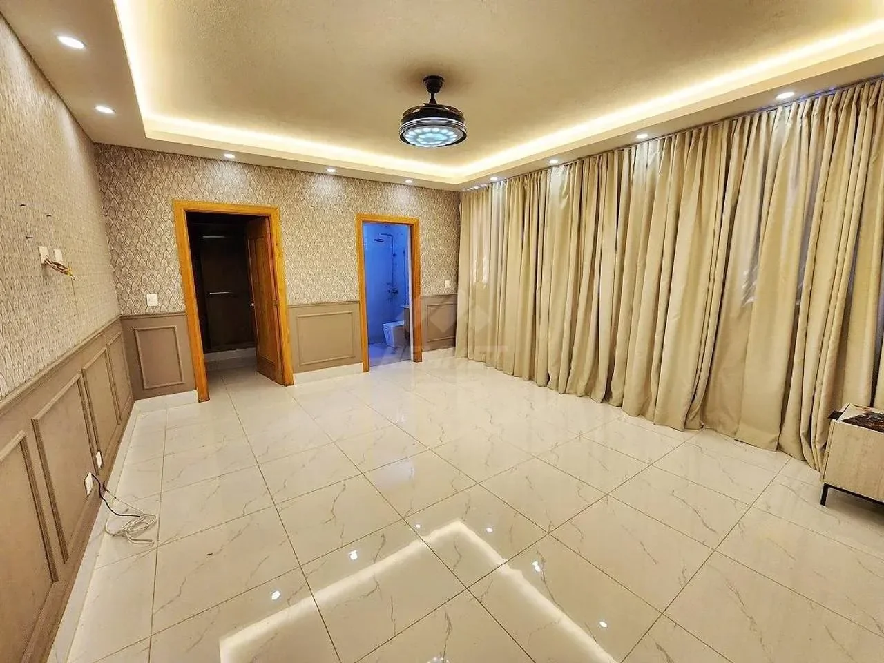 Urbanización Don Jose María: casa 3 hab. · 380 m² en venta - 5