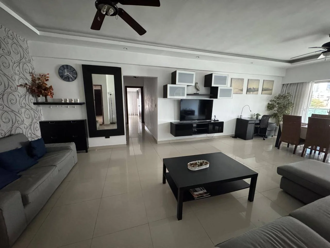Apartamento en venta — Renacimiento, Santo Domingo D.N. (3 hab.)