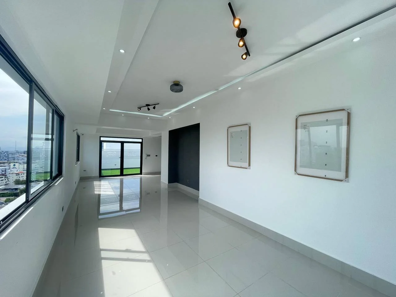 Ensanche Naco: apartamento 2 hab. · 87 m² en venta - 3