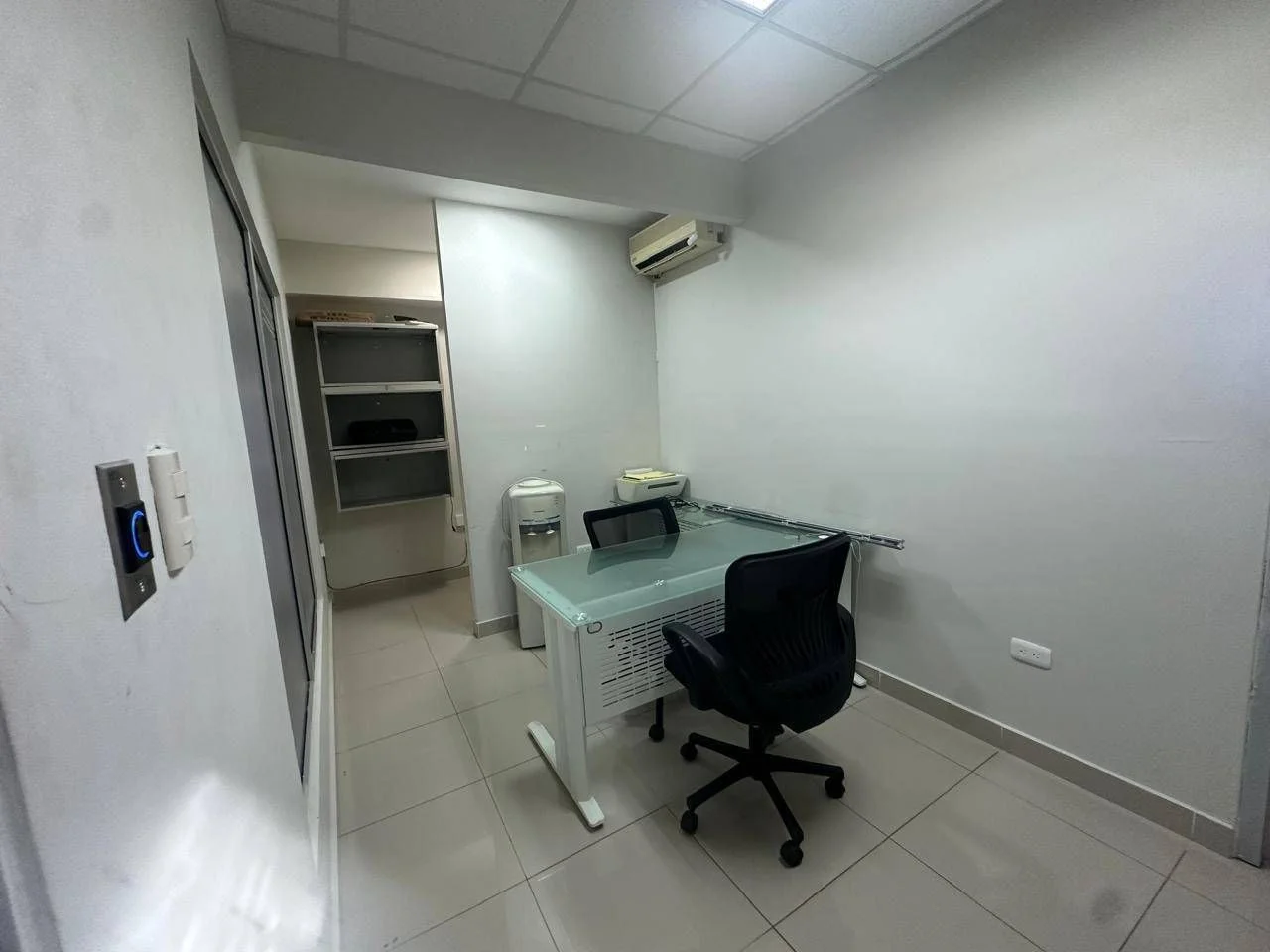 Alquiler: oficina en Julieta Morales, Santo Domingo D.N.