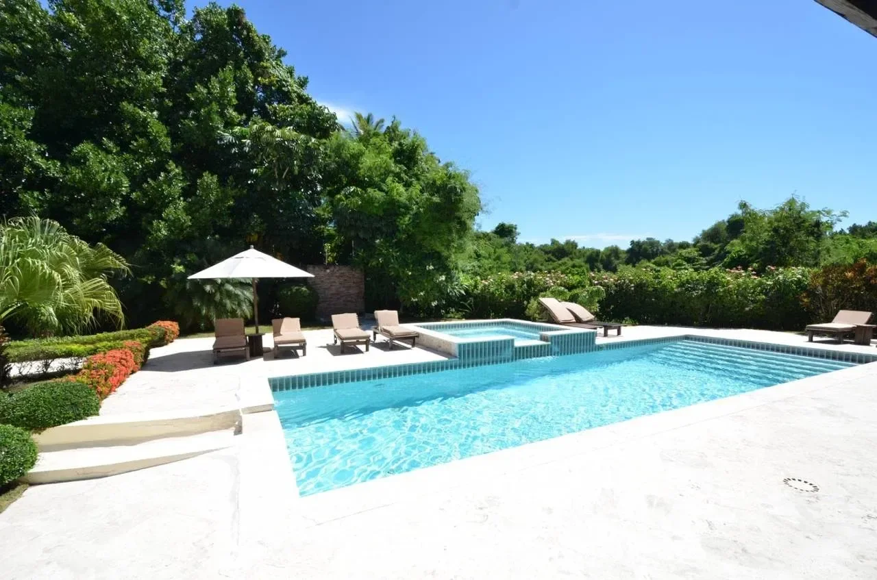 Cabarete: villa 5 hab. · 335 m² en venta