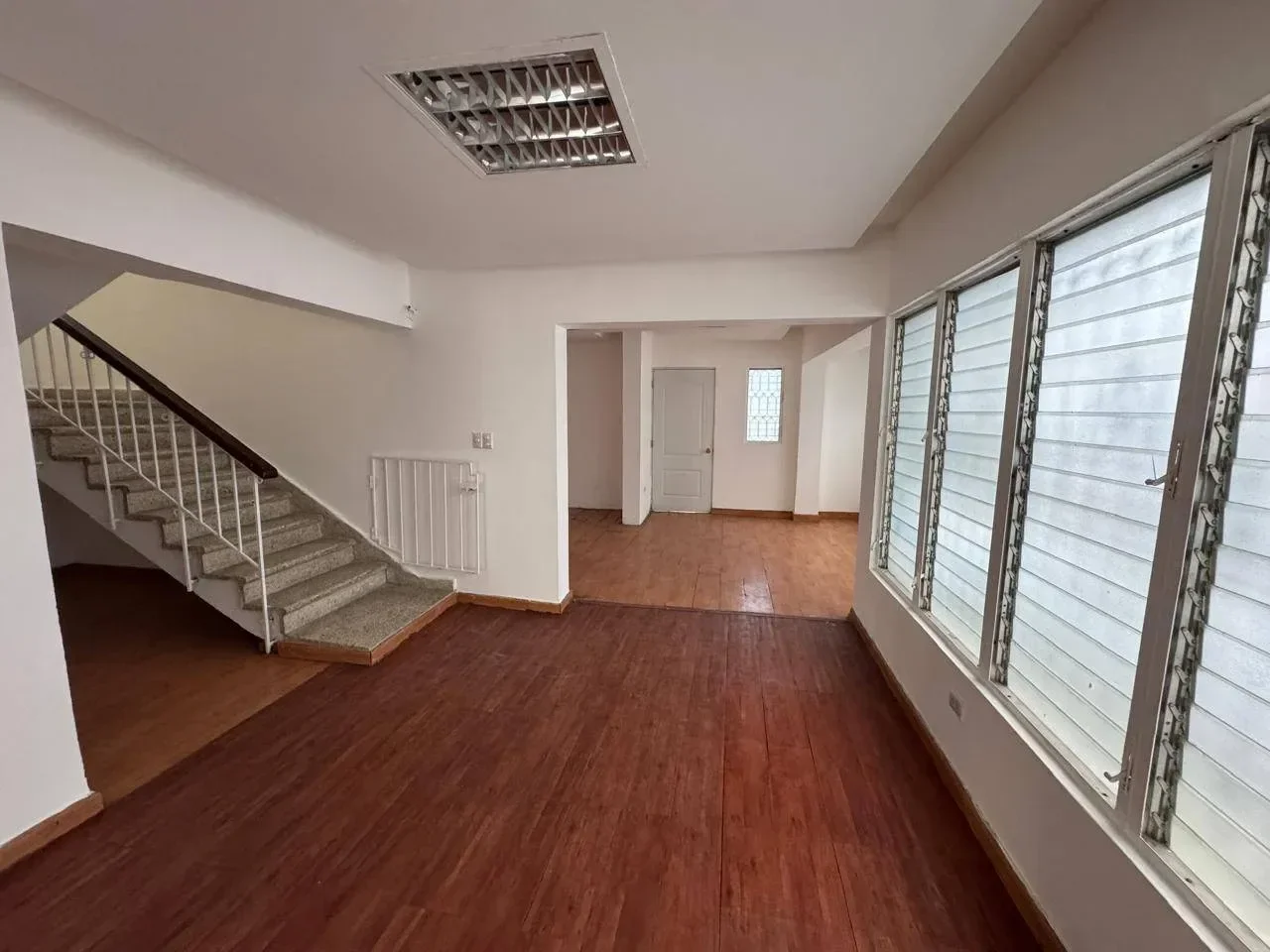 Local comercial en alquiler — Renacimiento, Santo Domingo D.N. (8 hab.) - 2
