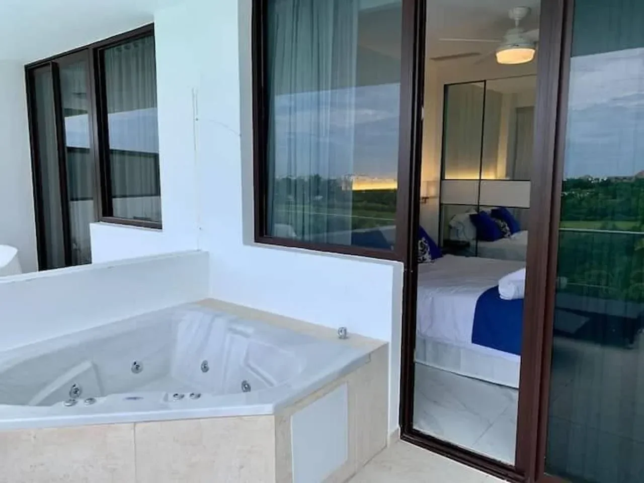 Cana Bay: apartamento 2 hab. · 114 m² en venta