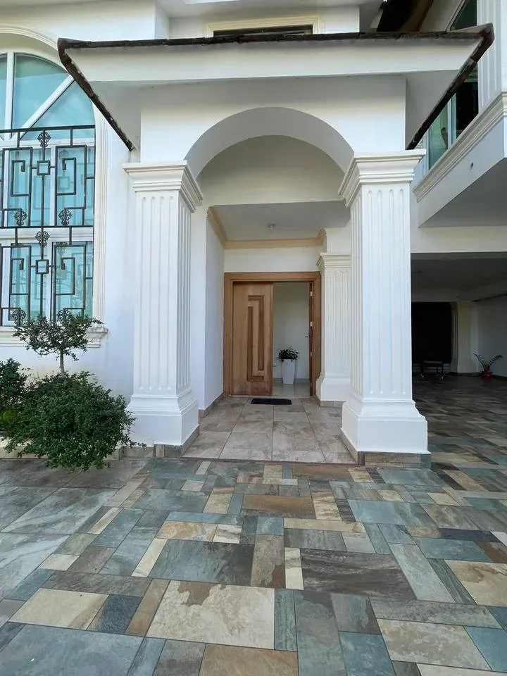 La Zurza Iii: casa 3 hab. · 345 m² en venta - 2