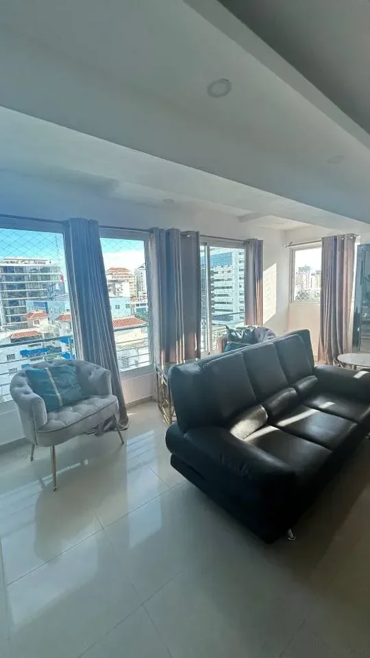 Bella Vista: appartement 2 ch. · 170 m² à louer - 2