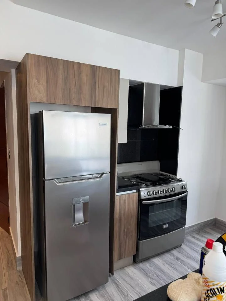 Apartamento en alquiler — Ensanche Naco, Santo Domingo D.N. (1 hab.) - 5
