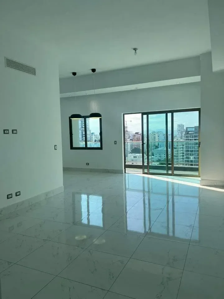 Apartamento en Piantini, 229.7 m² en venta