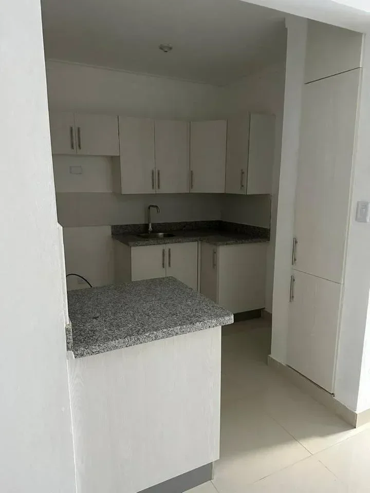 Apartamento en alquiler — Autopista San Isidro, Santo Domingo Este (3 hab.) - 4