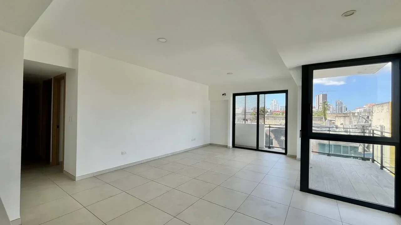 Apartamento de 2 habitaciones en venta en Arroyo Hondo, Distrito Nacional - 3