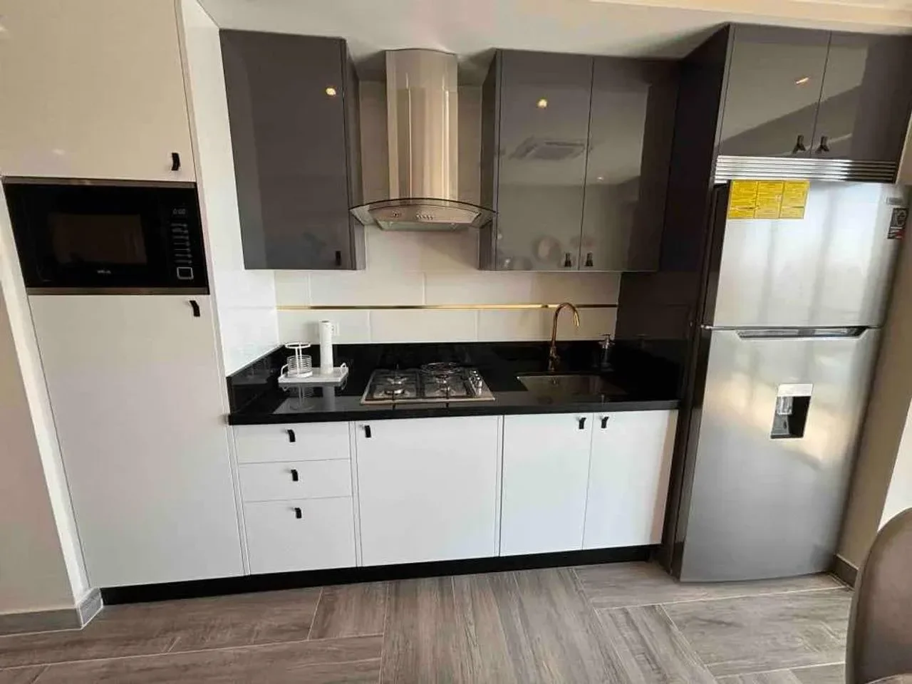 Ensanche Naco: apartamento 1 hab. · 90 m² en venta - 3