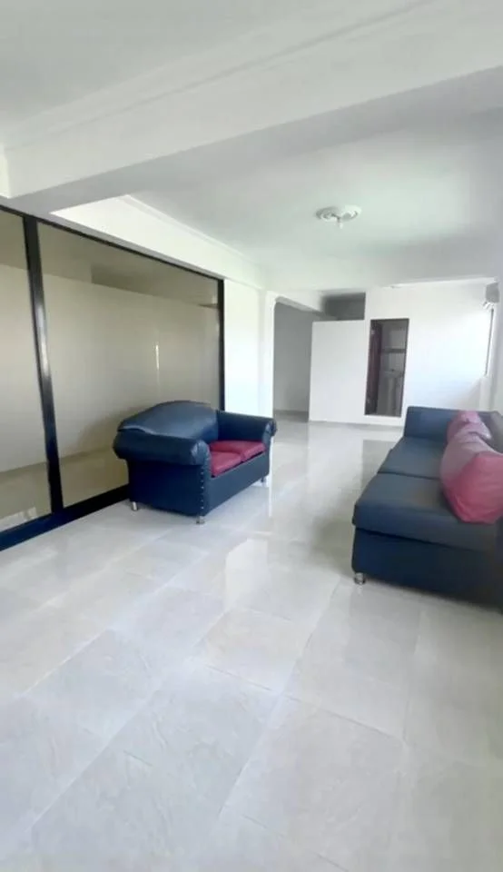 Local comercial en alquiler — El Millon, Santo Domingo D.N. - 2
